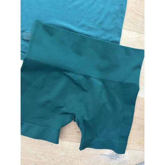 Green SET ACTIVE workout set biker short tank top/size medium - Picture 3 of 7